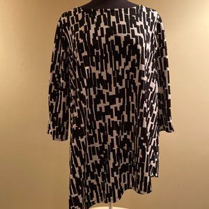 Alfani Plus Size Womans Tunic 3/4 sleeve Black Whi